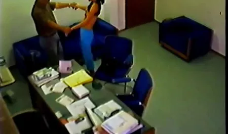 Използва три сперма гладен домашни порно клипове и пълен-немски момиче