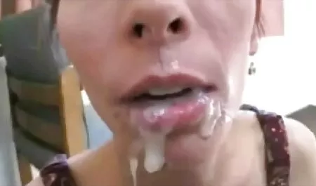 Дани Даниелс има секс безплатни клипове Кендра похот на леглото